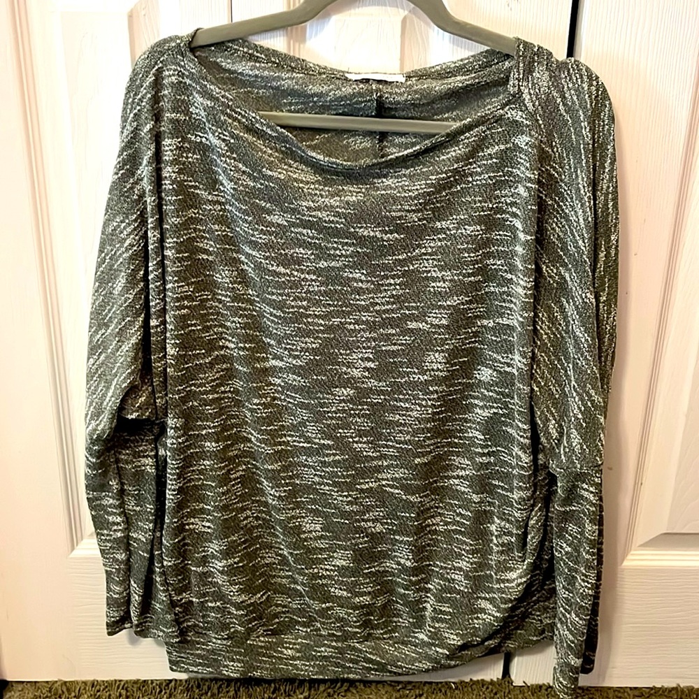 FSL + Apparel green and white long sleeve pullover shirt, size small